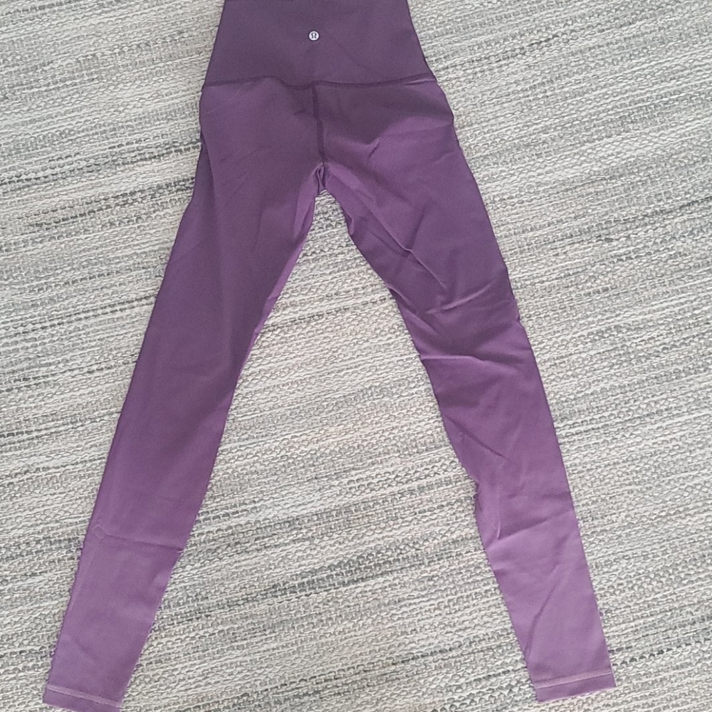 Lululemon leggings wunder under high rise sz 8 28"